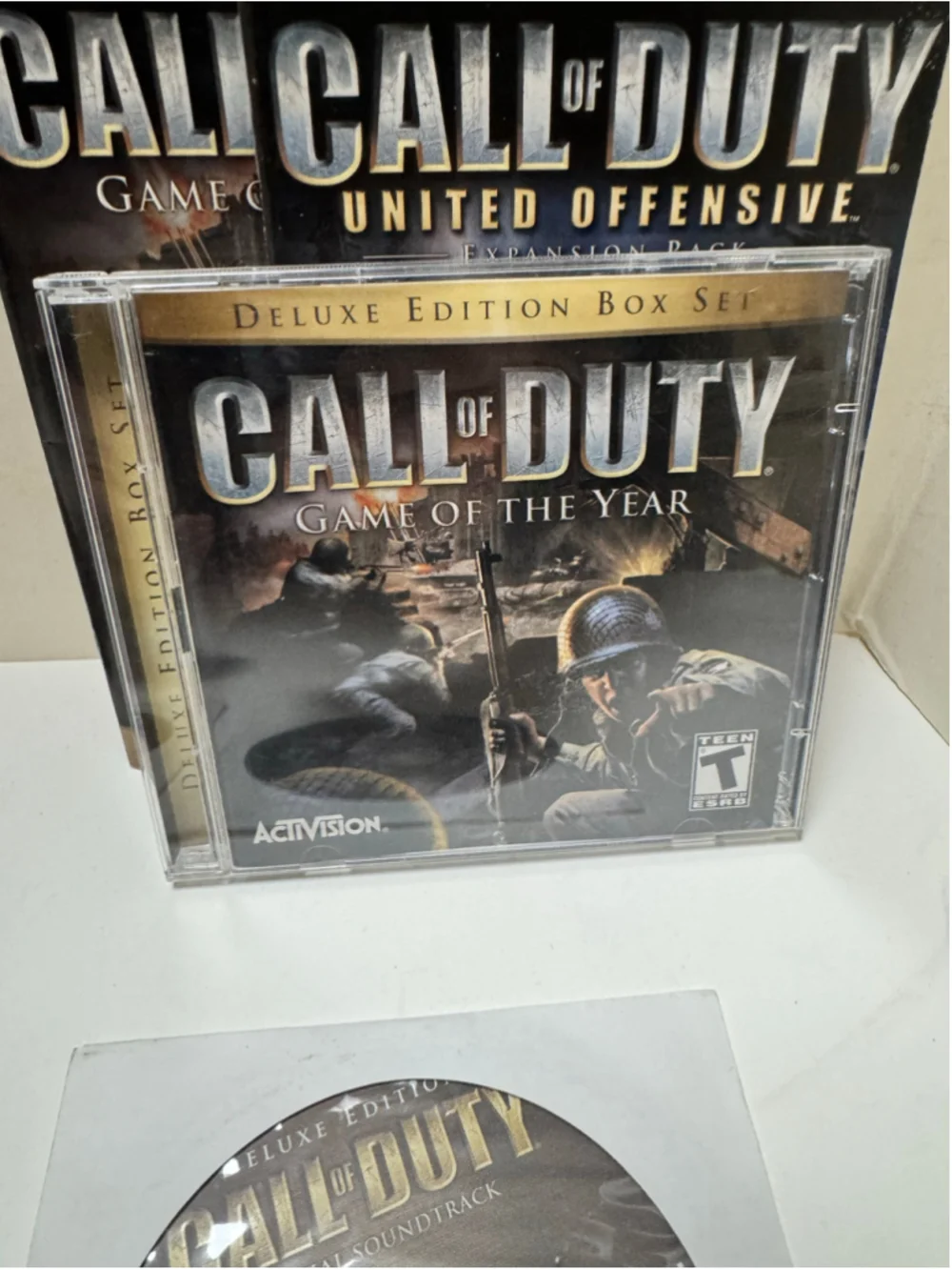 Call of Duty, Deluxe Edition Box Set/ Game of the Year/ United Offensive (PC)